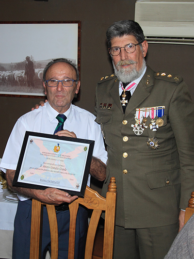 1437-086.jpg